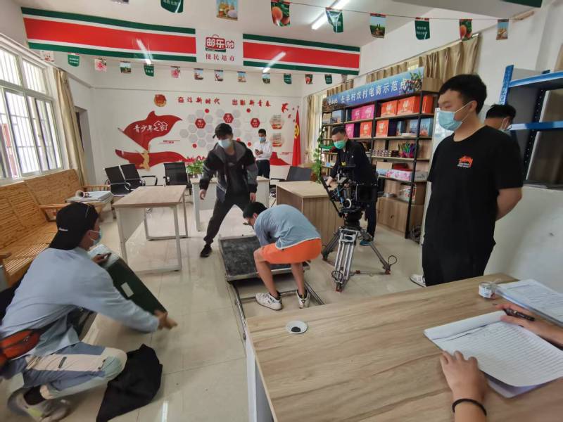 追星女孩心理学分析报告：伊川县广告片拍摄公司揭秘饭圈应援式传播逻辑